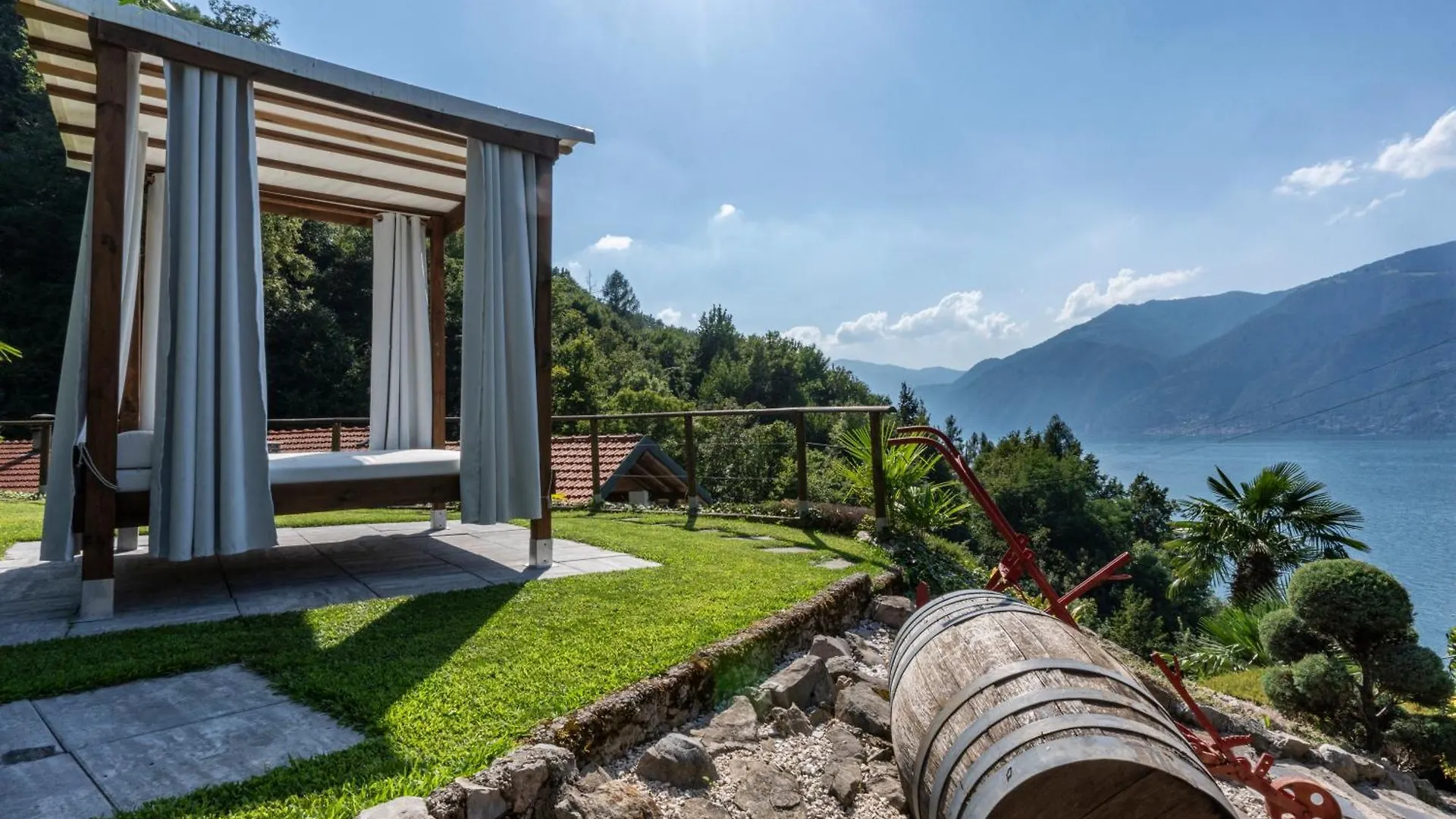 Villa Rosch Lezzeno Semesterbostad