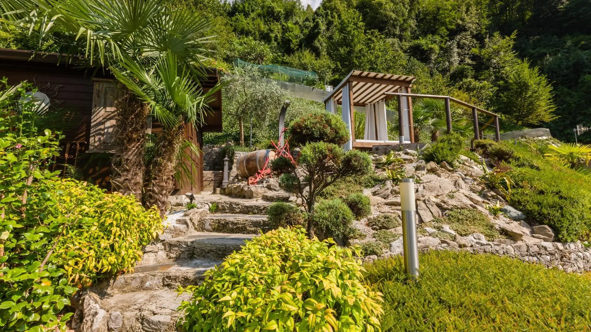 Villa Rosch Lezzeno
